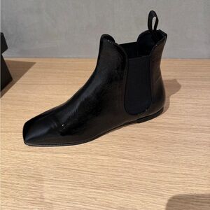 Brand new Giuseppe black booties